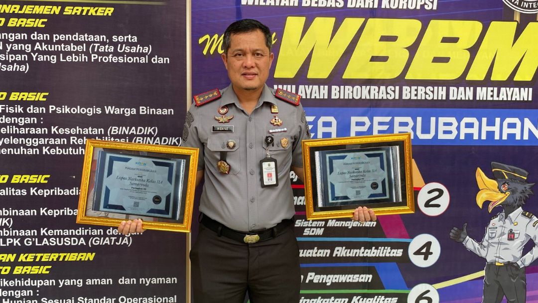 Torehkan Prestasi Hidayat Kalapas Dan Jajaran Boyong 2 Penghargaan Dari ...