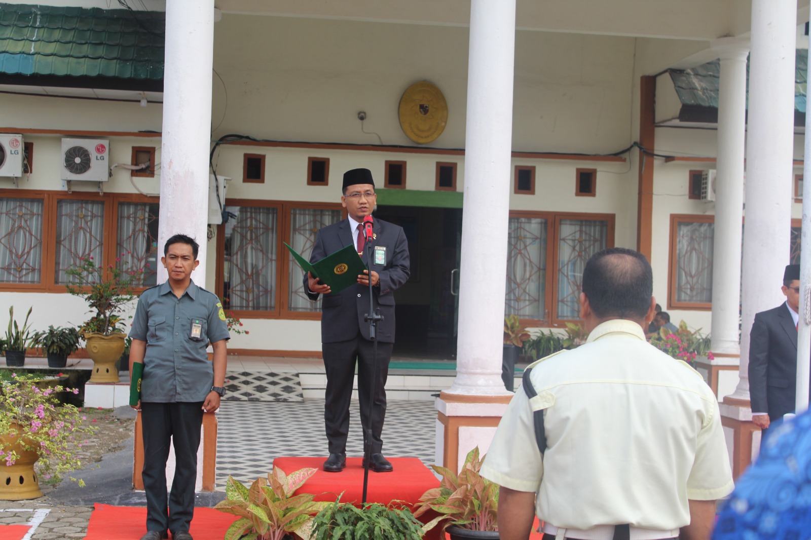 Upacara Peringatan Hari Pahlawan 10 November 2023 Di Halaman Kantor Pa