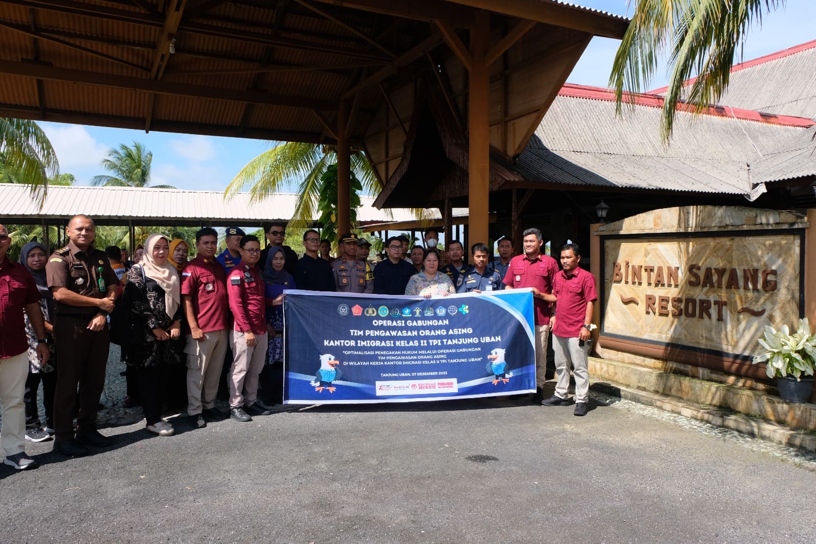 Operasi Gabungan Tim Pengawasan Orang Asing Kantor Imigrasi Kelas II ...